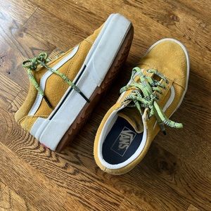 Vans soft suede old school stackform yellow size 9
